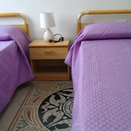 Casa Vacanze Delle Torri Apartment *